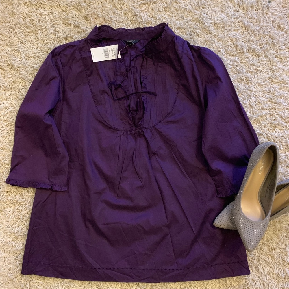 Banana Republic NWT Dressy/Casual Top
